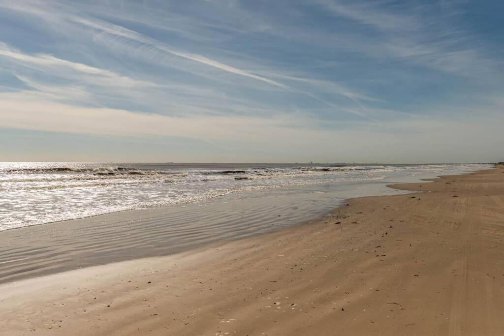 Just Beach It! Port Bolivar Bagian luar foto